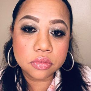 Meet your Posher, Christi